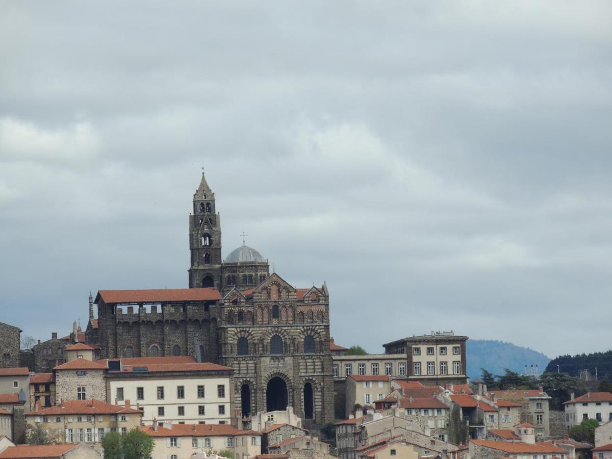 L'espaviot Aux Portes Du Puy En Velay Bed & Breakfast